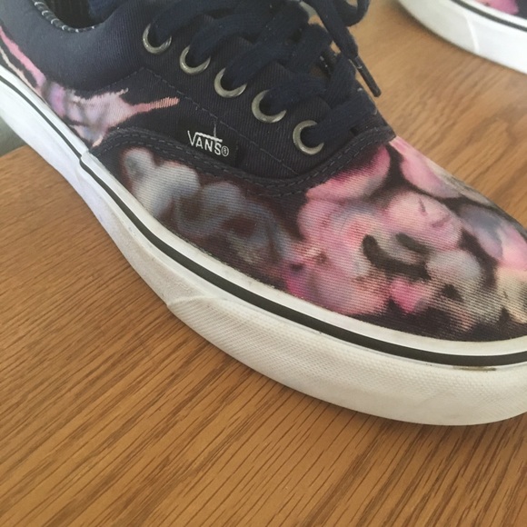 NWOT Custom Vans - Picture 10 of 16